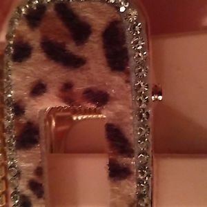 Leopard hair clip set